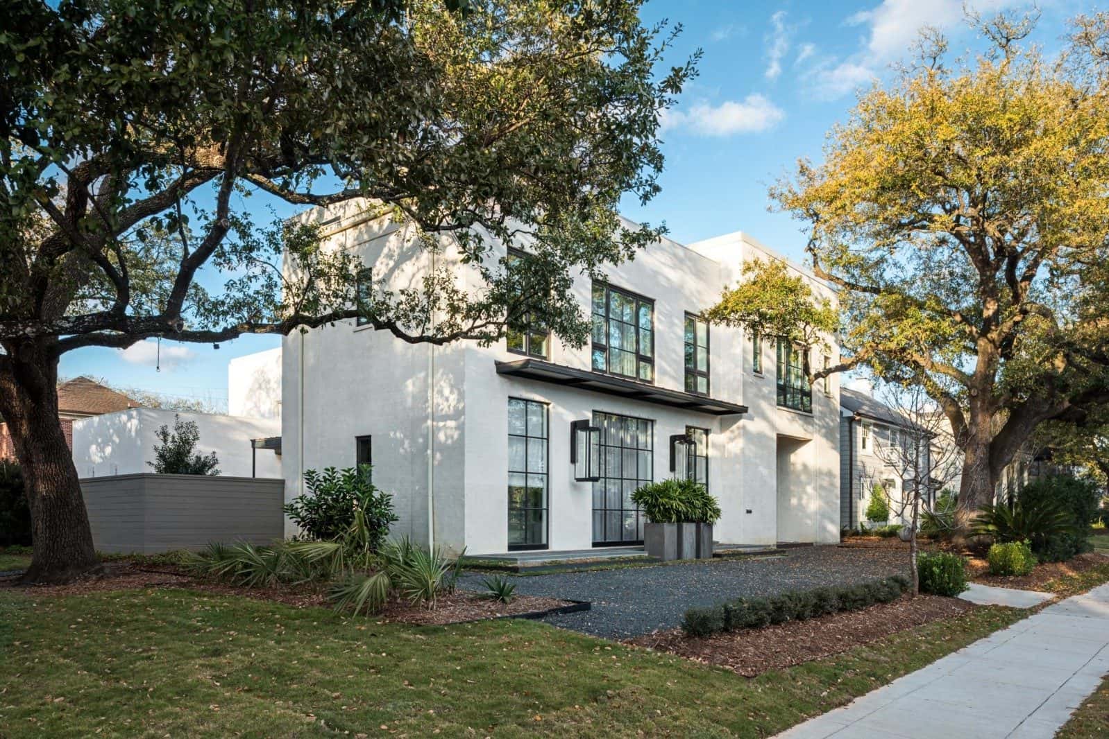 lockelaneexteriorside Reagan & André